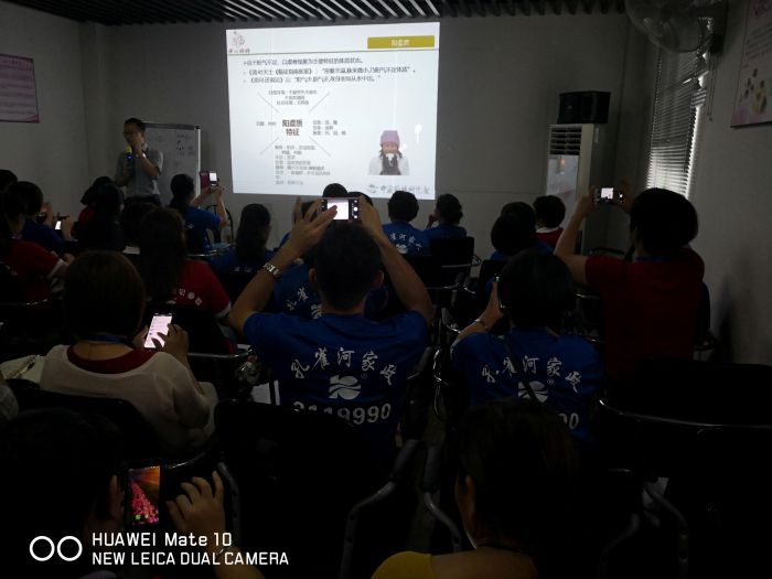 ץ��Ӗ(x��n)��(qi��ng)��(n��i)������ȸ�ӱ�ķ��ɩˎ�Ŏ���Ӗ(x��n)����M(j��n)����