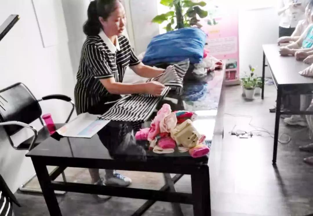 ��ķ��ɩ�ؠt����ɳ��B(t��i)����ȸ����ĩ��Ӗ(x��n)���c(di��n)æ��