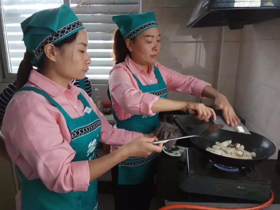 ��֪ͨ��8��20����ɩ��Ӗ(x��n)�_�n��������